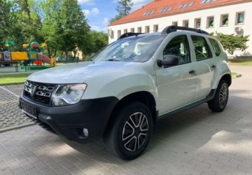 Dacia Duster I SUV Facelifting 1.6 16V 105KM 2014 Dacia Duster Dacia Duster Klimatyzacja 1.6 Benzyna 105KM, zdjęcie 1