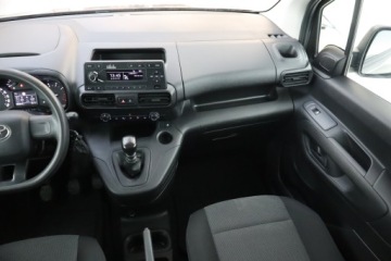 Toyota 2021 Toyota ProAce City Verso 1.5 D-4D, Salon Polska, zdjęcie 7