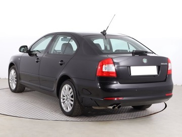 Skoda Octavia II Hatchback Facelifting 1.8 TSI 160KM 2009 Skoda Octavia 1.8 TSI, Salon Polska, Skóra, Xenon, zdjęcie 3