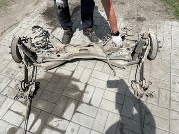VECTRA C KOMBI SIGNUM ZAVĚŠENÍ ZADNÍ KOMPLETNÍ