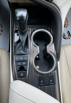 Toyota Camry IX Sedan 2.5 Hybrid Dynamic Force 218KM 2020 Toyota Camry Executive+Pakiet VIP/Srewis/ Salon PL, zdjęcie 17