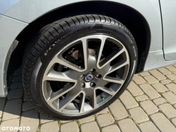 Volvo V60 I Kombi Facelifting 2.0 D4 DRIVE-E 190KM 2015 Volvo V60 Volvo V60 D4 Momentum 2.0 Diesel 190KM, zdjęcie 9