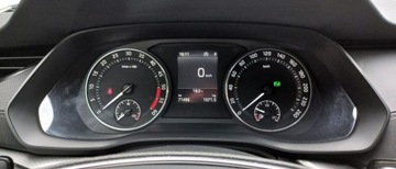 Skoda Octavia IV Kombi 2.0 TDI 115KM 2023 Skoda Octavia 2,0 TDI 115kM DSG Ambition Salon Polska, F.Vat 23 2.0 Diesel, zdjęcie 7