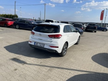 Hyundai i30 III Hatchback Facelifting 1.5 T-GDI 48V 160KM 2023 Hyundai i30 PL mHEV Klimatronik Kamera Podgrz LED