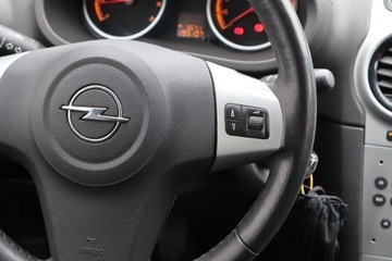 Opel Corsa D Hatchback 1.2 Twinport ECOTEC 70KM 2011 Opel Corsa 1.2 , Klima, Tempomat, Parktronic, zdjęcie 12