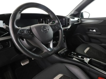 Opel Mokka II SUV 1.2 Turbo 130KM 2023 Opel Mokka Automat Navi Czujniki parkowania, zdjęcie 13