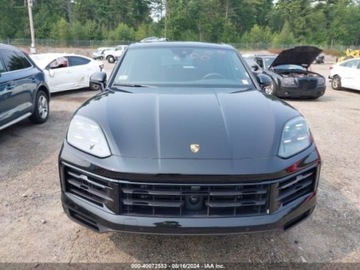 Porsche Cayenne III 2024 Porsche Cayenne 2024r, 2.0L, 4x4 3.0 Benzyna 350KM, zdjęcie 2