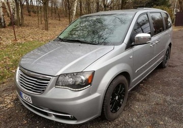 Chrysler Town & Country V 2013