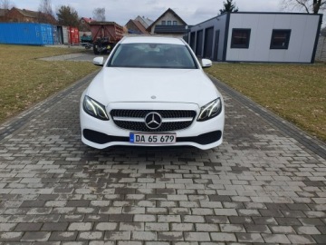 Mercedes Klasa E W213 Kombi 2.0 220d 194KM 2016 Mercedes E 220 2.0d 194KM W213 Automat Raty, zdjęcie 4