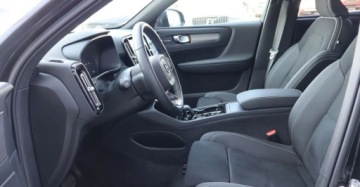 Volvo XC40 Crossover Facelifting 2.0 B4 197KM 2025 Volvo XC 40 B4 PLUS BLACK EDITION 19714KM Salon POLSKA I Wlasciciel Gwar., zdjęcie 12