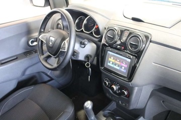 Dacia Lodgy Minivan Facelifting 1.2 TCe 115KM 2018 Dacia Lodgy 1,2 T bezn moc 115KM 7 osobowy , isofix navigacja 1.2 Benzyna, zdjęcie 1