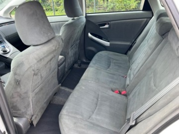 Toyota Prius III Hatchback 1.8 HSD 136KM 2010 Toyota Prius HYBRYDA 136 KONI LEDY AUTOMAT KLIMATRONIC EL.SZYBY SERIWSOWANY, zdjęcie 5