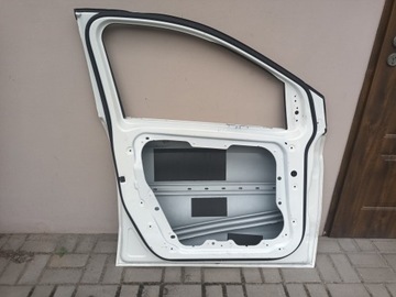 DVEŘE LEVÉ PŘEDNÍ MERCEDES TŘÍDA B W246 LEVÝ