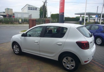 Dacia Sandero II Hatchback 5d Facelifting 0.9 TCe 90KM 2018 Dacia Sandero Dacia Sandero II Salon PL - I wlasciciel Benzyna 90KM, zdjęcie 7