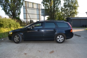 Рулонные шторы Dedicated на магнитах для Volvo V50 универсал 2004-2012