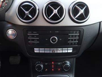 Mercedes Klasa B W246 Sports Tourer Facelifting 1.6 180 122KM 2018 Mercedes B B 180, Salon Polska, 1. Właściciel, zdjęcie 11