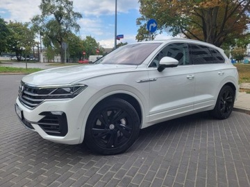Volkswagen Touareg III SUV 4.0 V8 TDI SCR 422KM 2019 Touareg R-LINE * V8 4,0l diesel 421KM*Salon PL*Bezwypadkowy* ASO*VAT23, zdjęcie 2