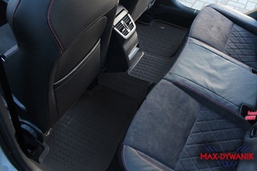 Skoda Octavia III 2013-2019 с крышкой туннеля