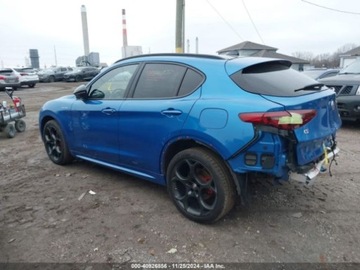 Alfa Romeo Stelvio SUV Facelifting 2.0 Turbo 280KM 2022 Alfa Romeo Stelvio Veloce TI 2022 2.0l 2.0 Benzyna 280KM, zdjęcie 2