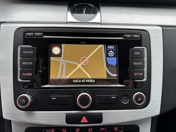 Volkswagen Passat B7 Limousine 2.0 TDI CR DPF BlueMotion 140KM 2012 Volkswagen Passat DSG*Highline, zdjęcie 15