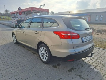 Ford Focus III Kombi Facelifting 1.5 EcoBoost 182KM 2016 Ford Focus Automat,Ksenoe Led,ASO FORD, zdjęcie 14