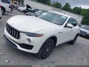 Maserati Levante 2018 Maserati Levante 2018 Maserati Levante 3.0L 3.0 Benzyna 345KM, zdjęcie 2