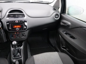 Fiat Punto Punto 2012 Hatchback 5d 1.4 77KM 2016 Fiat Punto 1.4, Salon Polska, Klima, zdjęcie 7