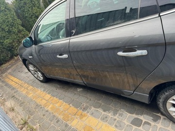DVEŘE LEVÉ PŘEDNÍ + ZADNÍ LANCIA DELTA 3