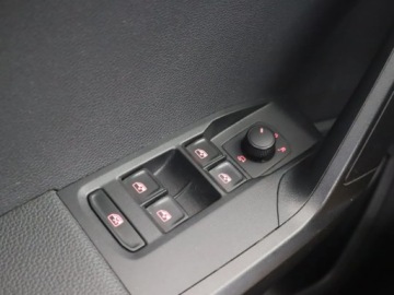 Seat Arona Crossover Facelifting 1.0 TSI 110KM 2022 Seat Arona 1.0 TSI, Salon Polska, Klima, zdjęcie 16