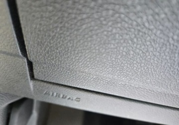 Volkswagen Golf VII Hatchback 3d 1.2 TSI 105KM 2012 Volkswagen Golf Sprowadzony Zarejestrowany. Wymieniony rozrzad, serwis ol, zdjęcie 11