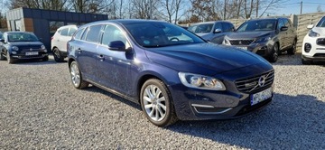 Volvo V60 I Kombi Facelifting 2.0 D4 DRIVE-E 181KM 2015 Volvo V60 Jeden Właściciel 2.0 181KM D4, zdjęcie 13