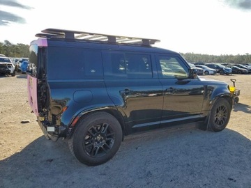 Land Rover Defender IV (L663) 2022 Land Rover Defender 110 X-Dynamic SE 2022 3.0 Benzyna 395KM, zdjęcie 3