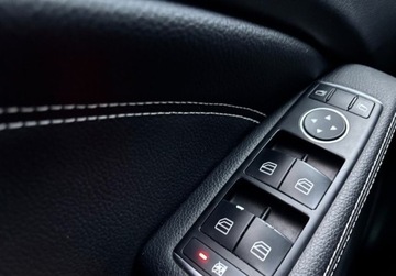 Mercedes GLA I Off-roader 2.0 250 211KM 2016 Mercedes-Benz GLA AMG 4-Matic BEZWYPADKOWYPiekny super stan 2.0 211KM, zdjęcie 23