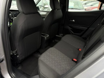 Opel Mokka II SUV 1.2 Turbo 100KM 2023 Opel Mokka Wirtualny kokpit/ Kamera/ Ledy/ FV 23%, zdjęcie 22