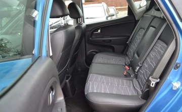 Kia Venga Mikrovan 1.6 DOHC CVVT 125KM 2010 Kia Venga bezwypadkowe- Niski przebieg - bogate wyposazenie - OPLACONA, zdjęcie 7