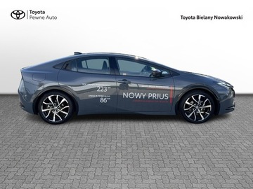 Toyota Prius V (XW60) 2.0  Hybrid Dynamic Force Plug-in 223KM 2023 Toyota Prius Plug-in Hybrid Executive V (2023-), zdjęcie 26