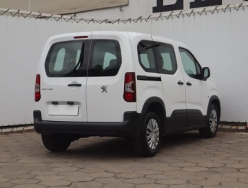 Peugeot Rifter Standard 1.5 BlueHDI 102KM 2021 Peugeot Rifter 1.5 BlueHDi, Salon Polska, VAT 23%, zdjęcie 4