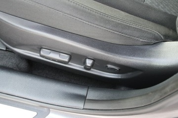 Hyundai i40 Sedan Facelifting 2018 1.6 CRDI (LOW)  115KM 2019 Hyundai i40 F-VAT Gwarancja Comfort Grzane fotele, zdjęcie 17