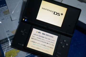 NINTENDO DSi TWL-001 ЧЕРНЫЙ Заводская комплектация (2)