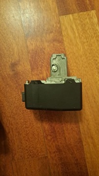 MODUL UZAMČENÍ ŘÍDÍCÍ RENAULT 487001452R