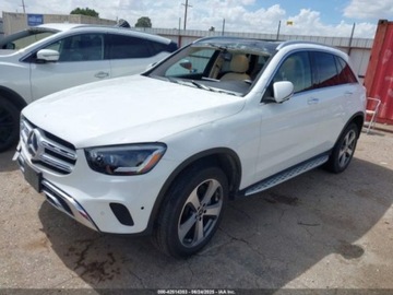 Mercedes GLC C254/X254 2022 Mercedes-Benz GLC 300 2022 2.0l 2.0 Benzyna 255KM, zdjęcie 1
