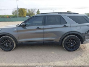 Ford Explorer VI 2022 Ford Explorer St-Line 2022 2.3l 2.3 Benzyna 300KM, zdjęcie 2