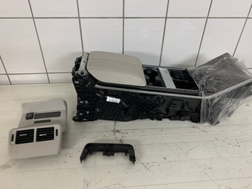 KOMPLET SEDADLA VNITŘEK RANGE ROVER VELAR L560 KŮŽE