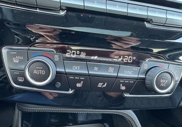 BMW X1 F48 Crossover sDrive18d 150KM 2018 BMW X1 Automat,Niemcy,HarnanKardon,El Bagaznik,Hedup 2.0 Diesel 150KM, zdjęcie 14