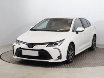 Toyota Corolla XII Sedan 1.8 Hybrid 122KM 2022 Toyota Corolla 1.8 Hybrid, Salon Polska, Automat, zdjęcie 1