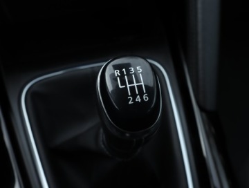 Renault Kadjar Crossover Facelifting 1.3 TCe 140 FAP 140KM 2019 Renault Kadjar 1.3 TCe, Salon Polska, Navi, Klima, zdjęcie 16