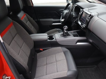 Citroen C5 Aircross SUV 1.2 PureTech 130KM 2019 Citroen C5 Aircross PureTech 130, Salon Polska, zdjęcie 8