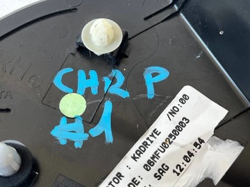 #1 CHR C-HR КРЫЛО ТРЕУГОЛЬНИК ПРАВО ПРАВО