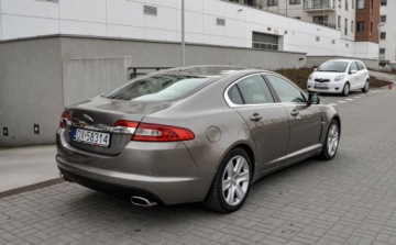 Jaguar XF I Sedan 3.0D V6 S 275KM 2010 Jaguar XF 3,0d (275KM) 2010 r. Automat Skory Bezwypadkowy 3.0 Diesel 275KM, zdjęcie 3