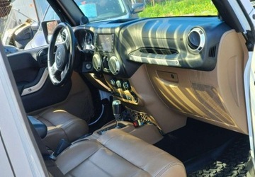 Jeep Wrangler III Unlimited Facelifting 3.6 V6 286KM 2012 Jeep Wrangler Jeep Wrangler 3.6 Benzyna 286KM, zdjęcie 6